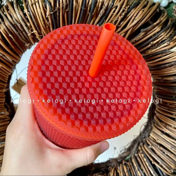 ❤️NEW❤️2021 Starbucks Matte Red Velvet Studded Cup - Picture 7 of 9